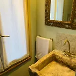 Borgo Valentini 3*
