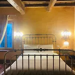 Frühstückspension Borgo Valentini 3*