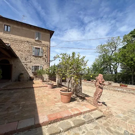 Borgo Valentini Bed & Breakfast *