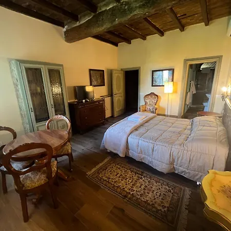 Borgo Valentini Couette-café Scandiano